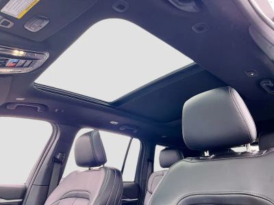 2025 Jeep Grand Cherokee — photo 22 view