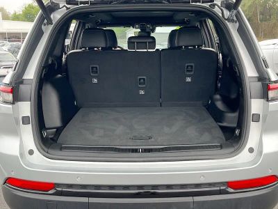 2025 Jeep Grand Cherokee — photo 26 view