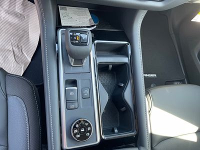 2026 Nissan Pathfinder — photo 14 view