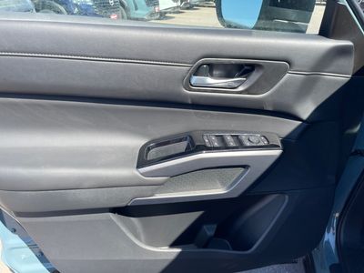 2026 Nissan Pathfinder — photo 10 view