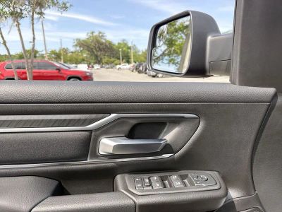 2026 Ram 1500 — photo 13 view