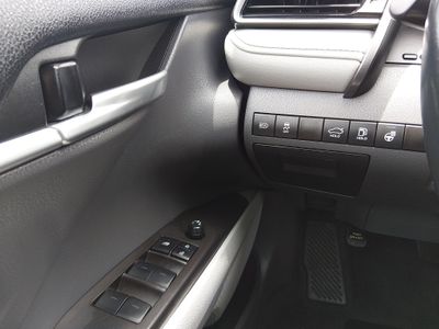 2023 Toyota Camry - Photo 13