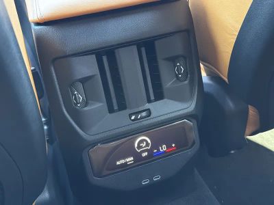 2026 BMW X3 — photo 16 view