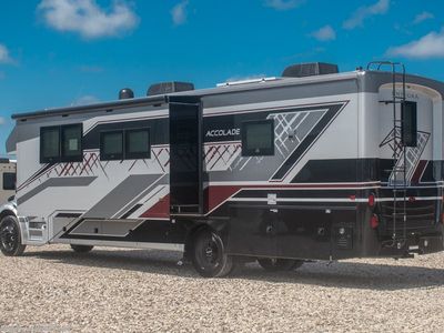 2026 Entegra Coach Accolade - Photo 2