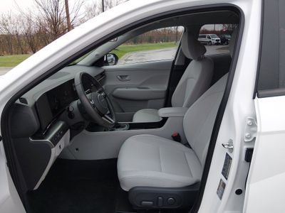 2025 Hyundai Kona - Photo 17