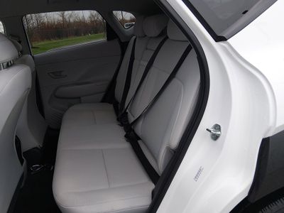 2025 Hyundai Kona - Photo 18