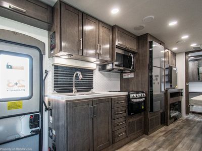 2026 Entegra Coach Odyssey - Photo 11