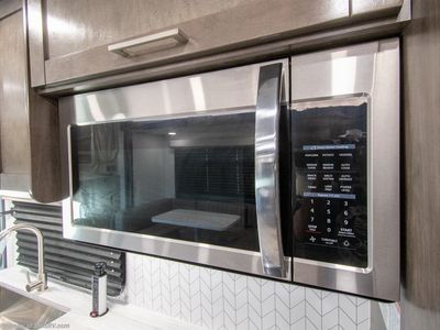 2026 Entegra Coach Odyssey - Photo 15