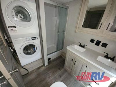 2026 Coachmen RV Catalina Destination Series - Photo 25