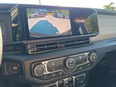2026 Jeep Wrangler — photo 20 view