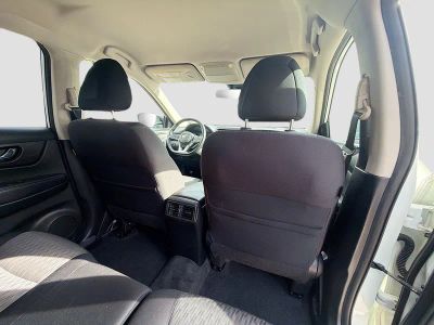 2020 Nissan Rogue — photo 29 view