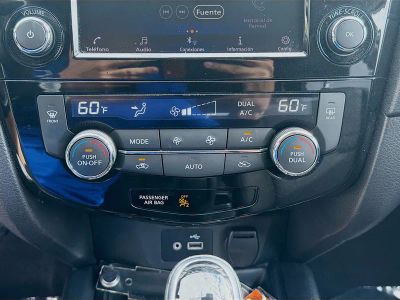 2020 Nissan Rogue — photo 14 view