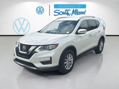 2020 Nissan Rogue — rear three-quarter view
