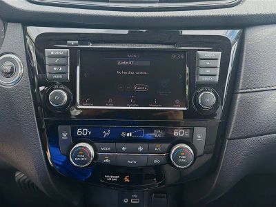 2020 Nissan Rogue — photo 12 view