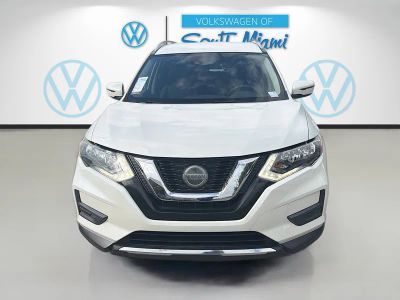 2020 Nissan Rogue — side profile view