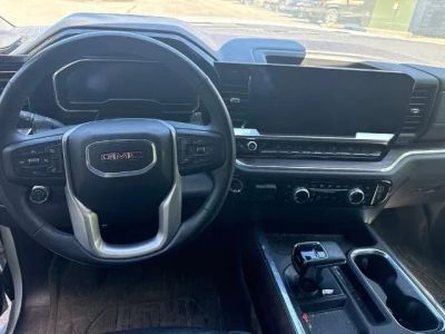 2024 GMC Sierra 1500 - Photo 9