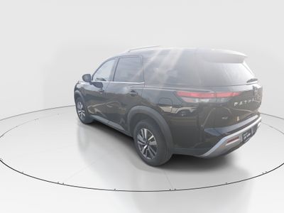 2025 Nissan Pathfinder — detail view
