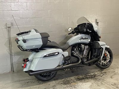 2025 Indian Motorcycle Roadmaster PowerPlus Dark Horse w/PowerBand Storm Gray - Photo 6