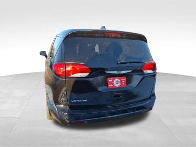 2026 Chrysler Voyager — detail view