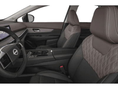 2026 Nissan Murano — engine compartment view