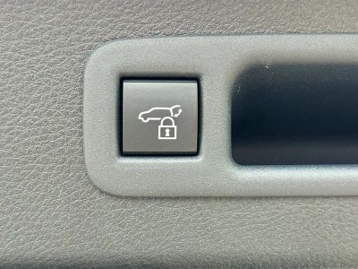 2025 Toyota Sienna — photo 12 view