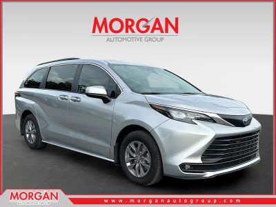 2025 Toyota Sienna XLE in Celestial Silver Metallic — front three-quarter view