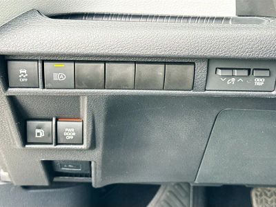 2025 Toyota Sienna — photo 35 view