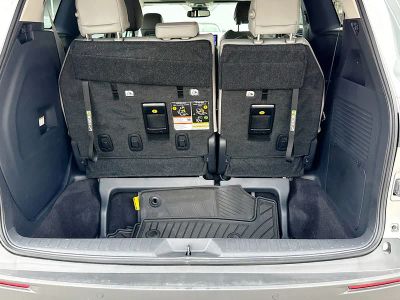 2025 Toyota Sienna — photo 11 view