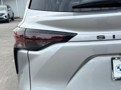 2025 Toyota Sienna — photo 10 view