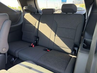 2026 Chevrolet Traverse - Photo 16
