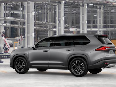 2026 Toyota Grand Highlander Hybrid - Photo 7
