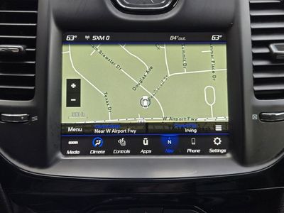2021 Chrysler 300 - Photo 12