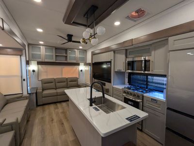 2026 Alliance RV Paradigm — photo 22 view