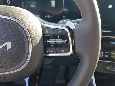 2026 Kia Carnival Hybrid - Photo 12