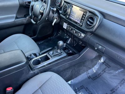 2022 Toyota Tacoma - Photo 14
