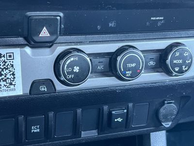 2022 Toyota Tacoma - Photo 19