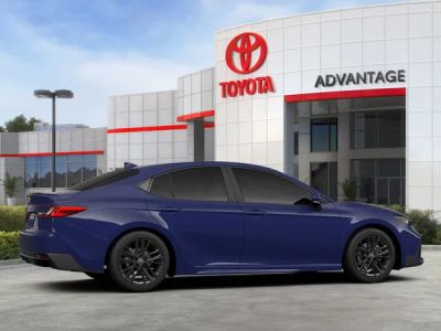 2026 Toyota Camry - Photo 13