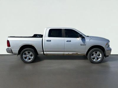 2014 RAM 1500 — side profile view