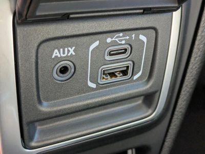 2026 Jeep Gladiator — photo 18 view