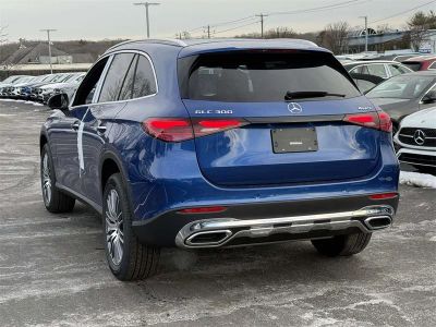 2026 Mercedes-Benz GLC - Photo 8