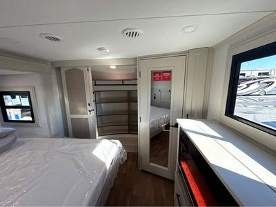 2026 Grand Solitude - Photo 27