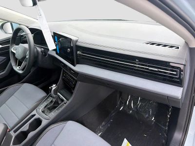 2026 Volkswagen Jetta — photo 23 view