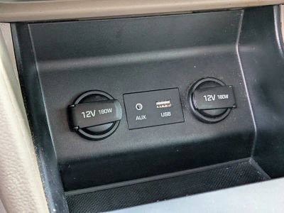 2020 Hyundai Elantra — photo 27 view