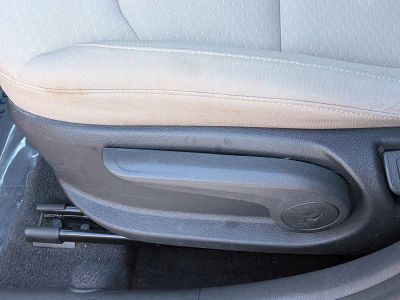2020 Hyundai Elantra — photo 19 view
