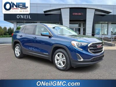 2019 GMC Terrain SLE in Blue Emerald Metallic — front three-quarter view