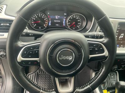 2021 Jeep Compass — photo 13 view