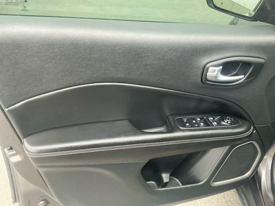 2021 Jeep Compass — photo 15 view