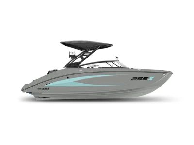 2026 Yamaha Boats 255XD — front three-quarter view
