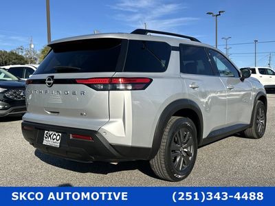 2022 Nissan Pathfinder - Photo 16