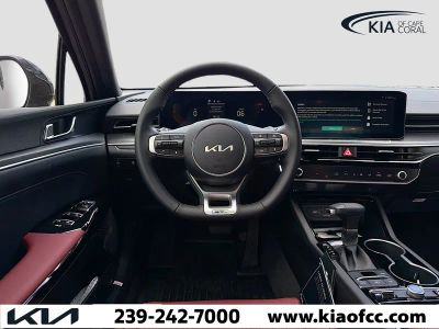 2026 Kia K5 — photo 16 view